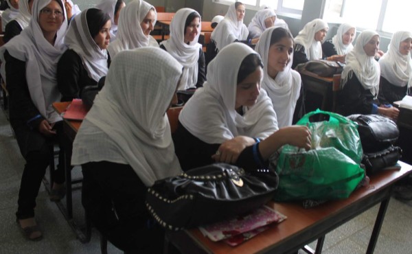 Afganistán anuncia la creación de una universidad para mujeres