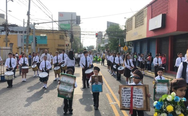 Preescolares muestran fervor patrio en San Pedro Sula