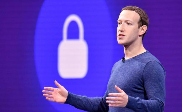 Empleados de Facebook se rebelan contra Mark Zuckerberg