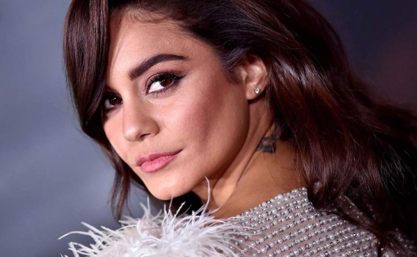 Vanessa Hudgens se disculpa por llamar 'tontería' a la crisis por coronavirus