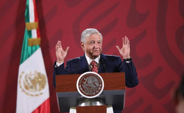 López Obrador se defiende con un decálogo ante protestas feministas en México  