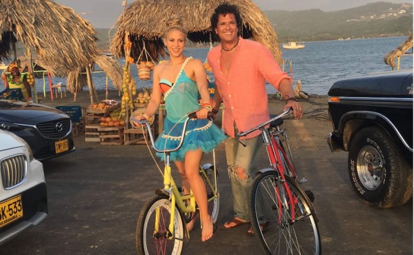 Shakira y Carlos vives demandados por plagio