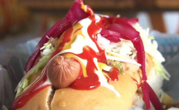 Video: Los deliciosos 'hot dogs' que arrasan en San Pedro Sula
