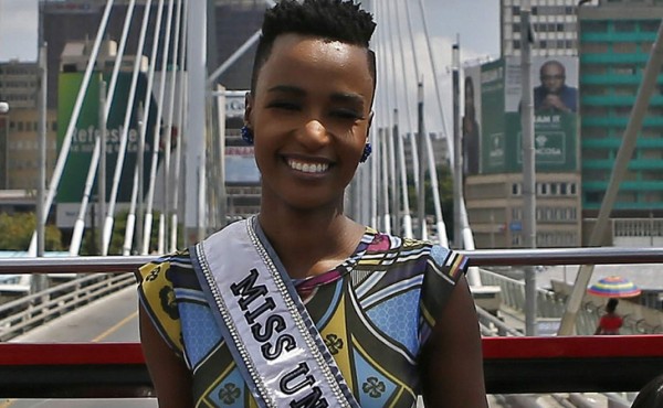 Miss Universo Zozibini Tunzi inspira a las jóvenes afrodescendientes en Sudáfrica