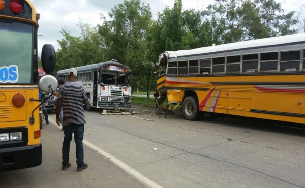 Estudiantes porteños sufren accidente cuando iban en excursión