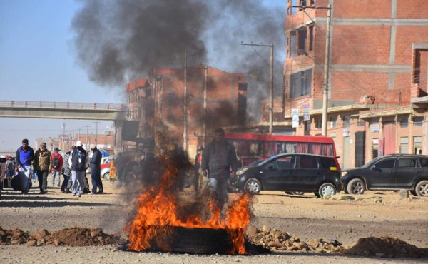 Protestas en Bolivia siguen y algunos organismos piden el paso para insumos médicos  