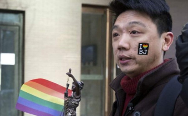 Condenan a clínica que 'curaba' homosexualidad en China