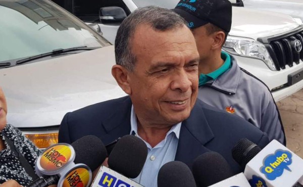CNA presenta línea de investigación contra expresidente Porfirio Lobo