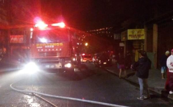 Tres muertos deja incendio en apartamentos de Comayagüela  