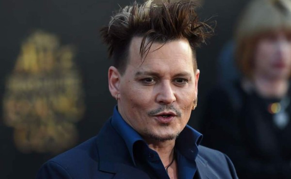 Johnny Depp llega a acuerdo en batalla judicial con su exrepresentante