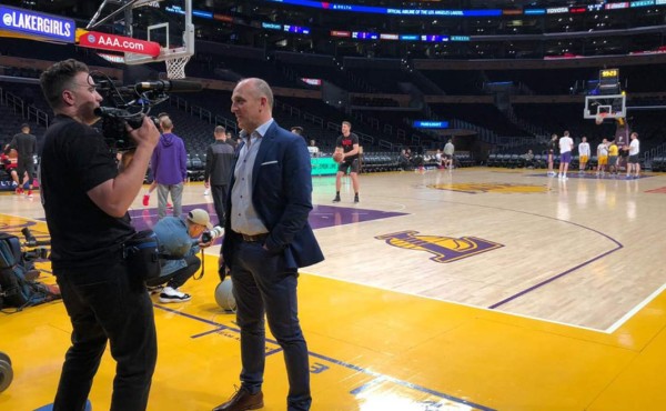 Fabián Coito fue invitado de juego al juego NBA entre Portland y Lakers