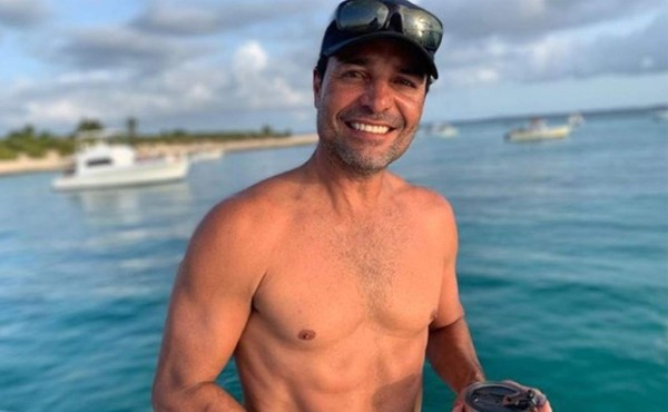 Chayanne cumple 52 años 'agradecido con la vida'