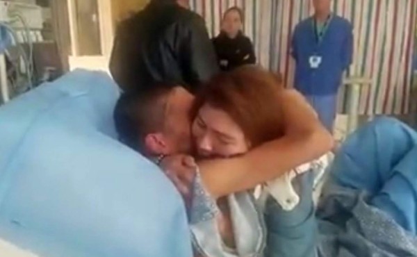 VIDEO: Wilson Berríos y su madre se reencuentran 12 años después