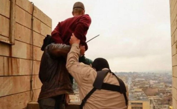 Isis ejecuta a 10 hombres en Siria acusados de homosexualidad  