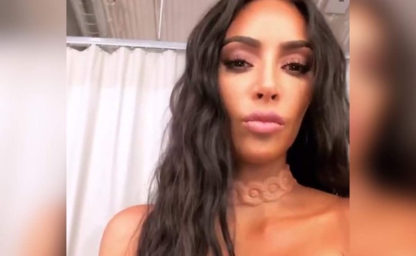 Kim Kardashian luce 'modificación corporal' que asusta a sus seguidores