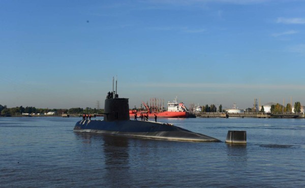 Armada argentina afronta el quinto día sin novedades del submarino desaparecido