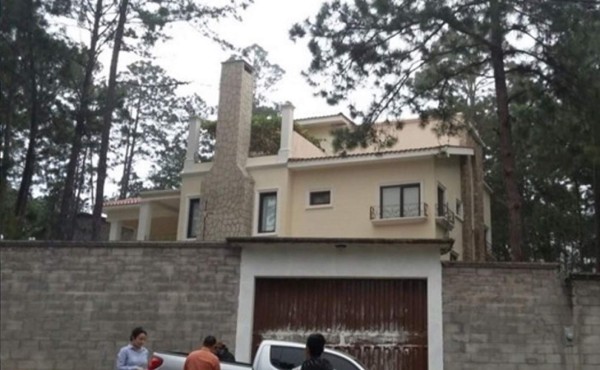Aseguran residencia de Benjamín Bográn, exdirectivo del IHSS