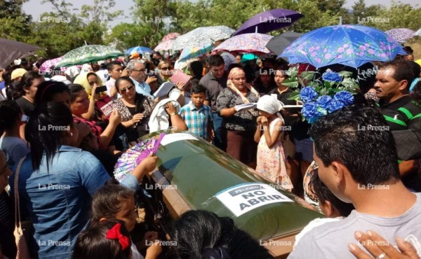 Sepultan en Colón a tres migrantes asesinados en Tabasco, México
