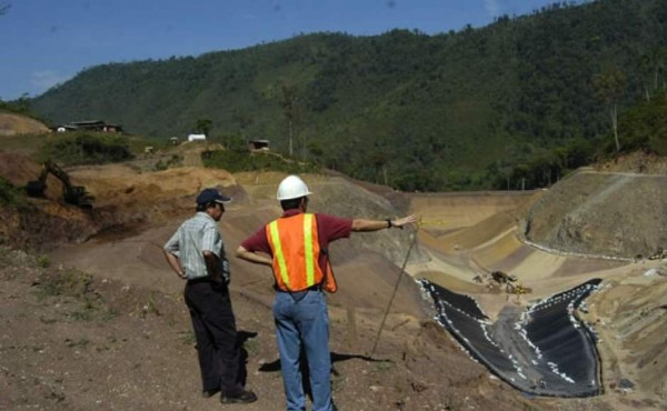 Buscan atraer la atención de inversionistas en el rubro minero en Honduras   