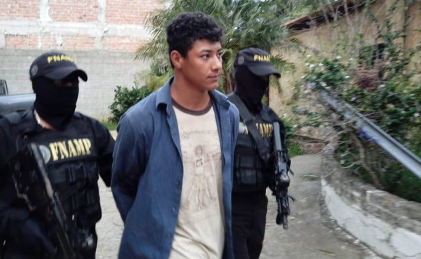 Capturan a joven acusado de matar a un maestro en Comayagua