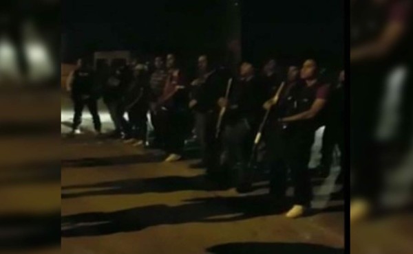 Video: Supuestos narcos rezan un salmo antes de 'batalla' en Reynosa