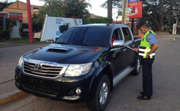 Comienzan a decomisar vehículos sin placa en Honduras