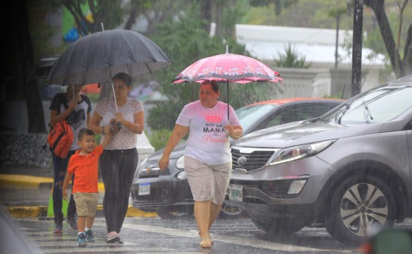 Mañana se esperan lluvias en todo Honduras