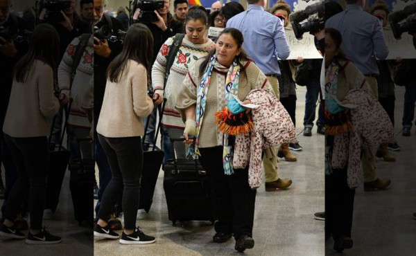 Madre indocumentada se autodeportó con sus hijos por temor a ser detenida