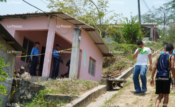 Frente a su esposa y en su casa matan a un joven en Villanueva