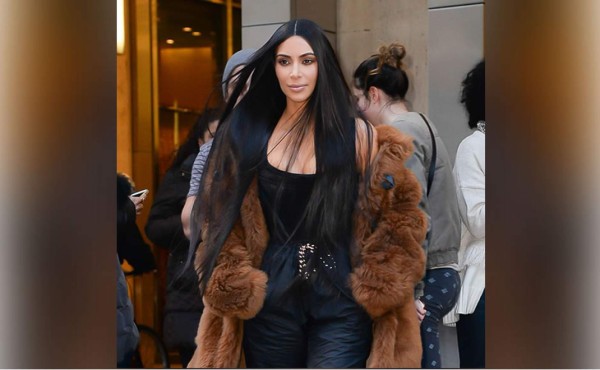 Kim Kardashian fue asaltada por una banda de abuelos