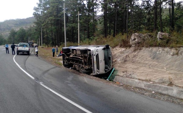 Bus de la ruta irterurbana se accidenta en Comayagua
