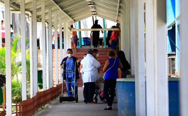 Bajan las muertes por covid en el hospital Mario Rivas