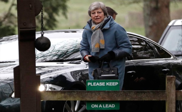 May: acuerdo del Brexit con laboristas requerirá 'compromisos' mutuos