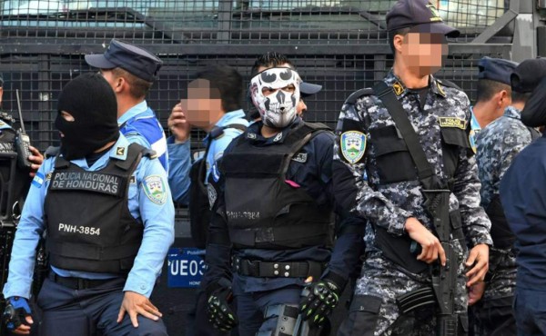 Policías de Honduras llevarán chip para ser localizados