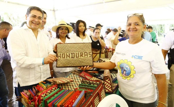 Un éxito Caravana Viajando por Honduras en Joya de los Lagos