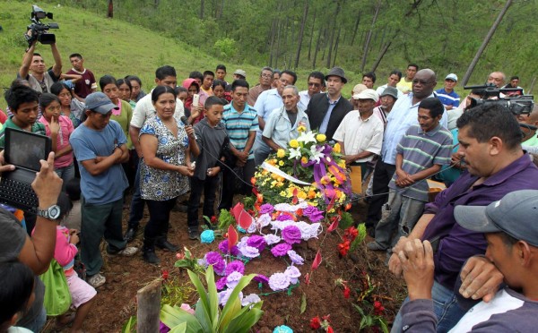 Los tolupanes lloran la muerte de su cacique Cipriano Martínez