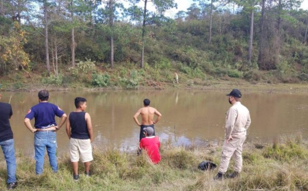 Muere ahogado joven de 17 años tras lanzarse a poza en Tegucigalpa