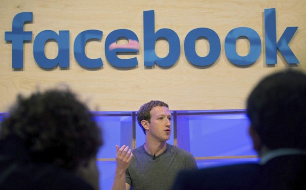 Facebook investigará aplicaciones y ampliará restricciones a desarrolladores
