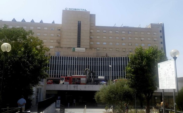 Mujer dio a luz y a los pocos minutos murió decapitada en ascensor del hospital en España  