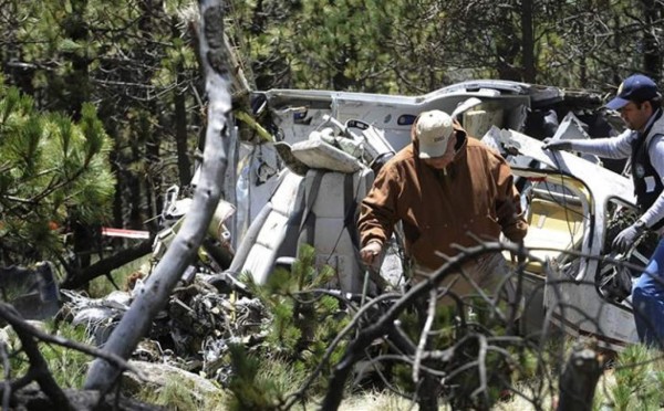 México: Mueren ocho personas al estrellarse una avioneta en Coahuila