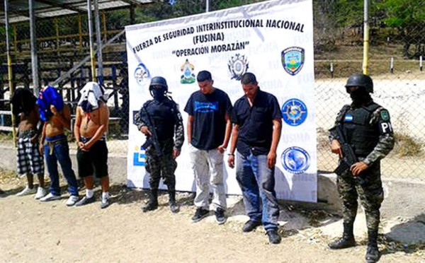 Policía de Honduras arresta a supuestos pandilleros en la capital