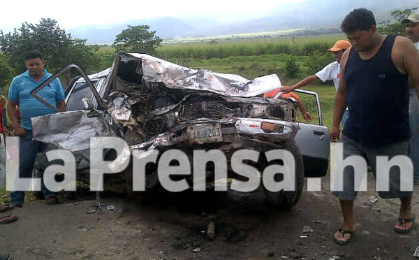 Accidente en Villanueva deja un muerto y tres heridos