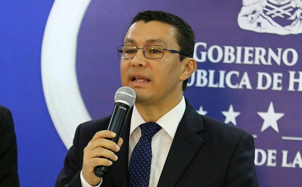 'Gobierno de JOH trabajará en estudios para construcción de represas', afirma Ebal Díaz