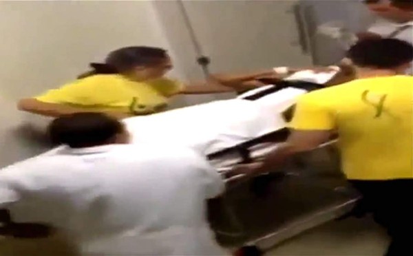 Despiden a enfermera que grabó ingreso de Neymar al hospital