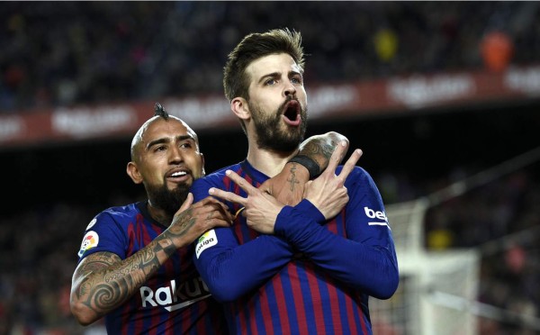 Gerard Piqué celebrando su gol marcado al Rayo Vallecano en el Camp Nou. Foto AFP