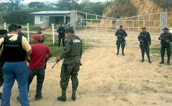 Honduras: Encuentran túneles en narcolaboratorio en Copán