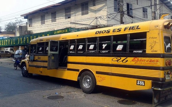 A balazos ultiman a ayudante de bus en San Pedro Sula