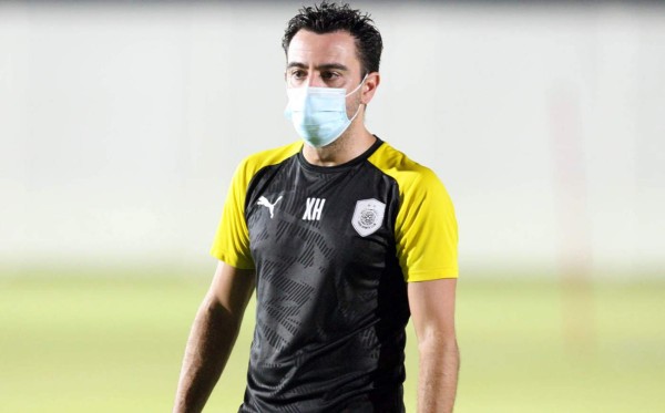 Xavi Hernández supera el coronavirus y vuelve a dirigir al Al-Sadd