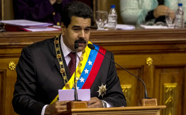 Maduro ordena revisar hasta las telenovelas en Venezuela