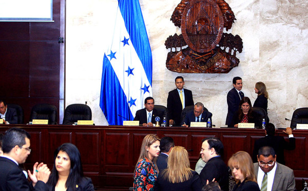 Honduras: Congreso nombra comisión para elección de funcionarios del Estado